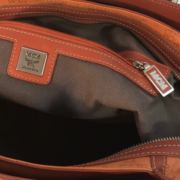 MCM DOCTOR STYLE SACHEL BAG - Picture 12 of 16